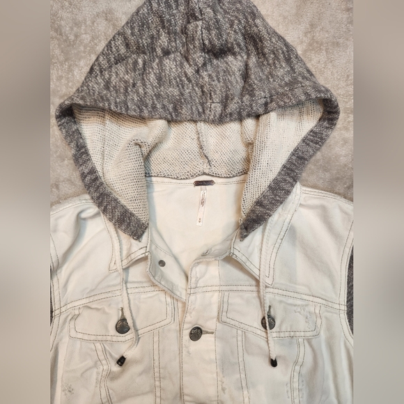 Free People White and Gray Distressed Jean Jacket - Picture 3 of 11